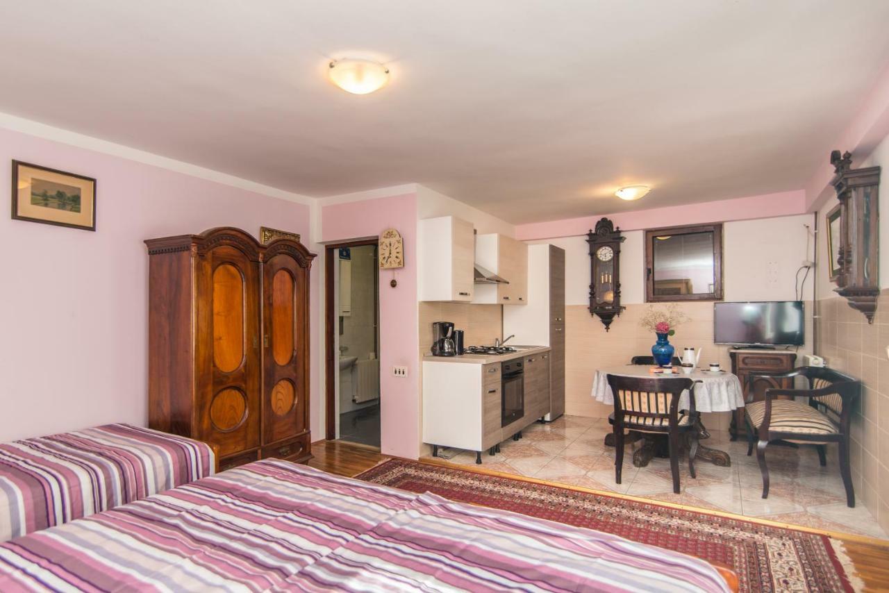 Apartmani Marina 波雷奇 外观 照片